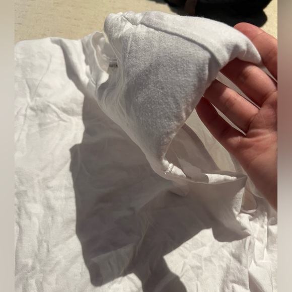 babaton shoulder pad white muscle tank - Picture 3 of 3